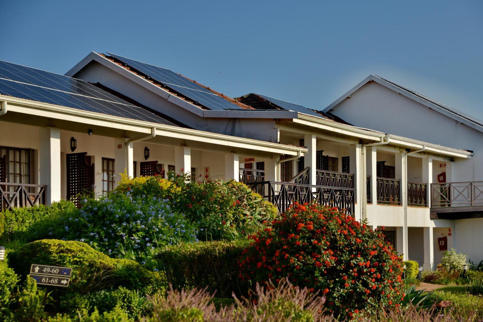 Pumula Beach Hotel Umzumbe Exterior photo